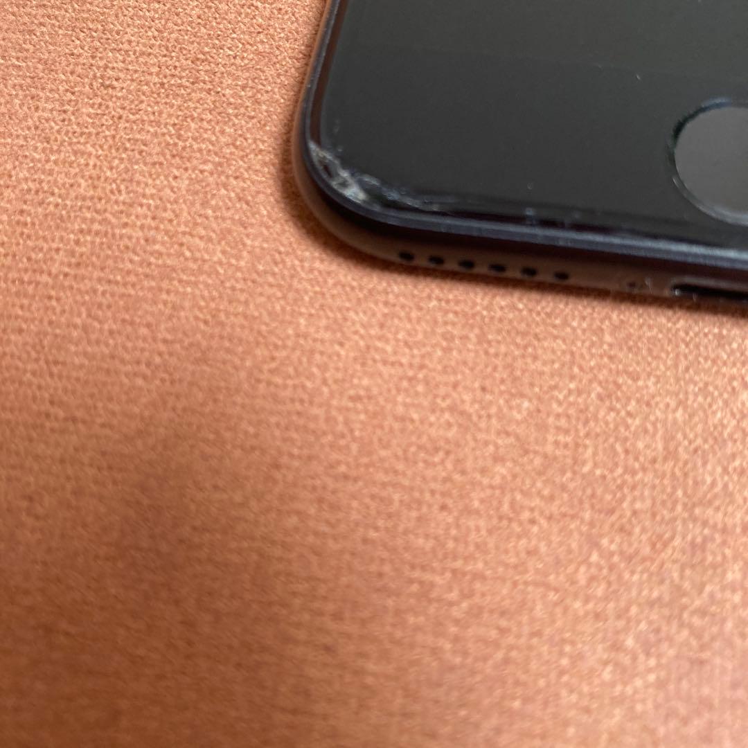 575【早い者勝ち】iPhoneSE2 第2世代 64GB SIMフリー☆