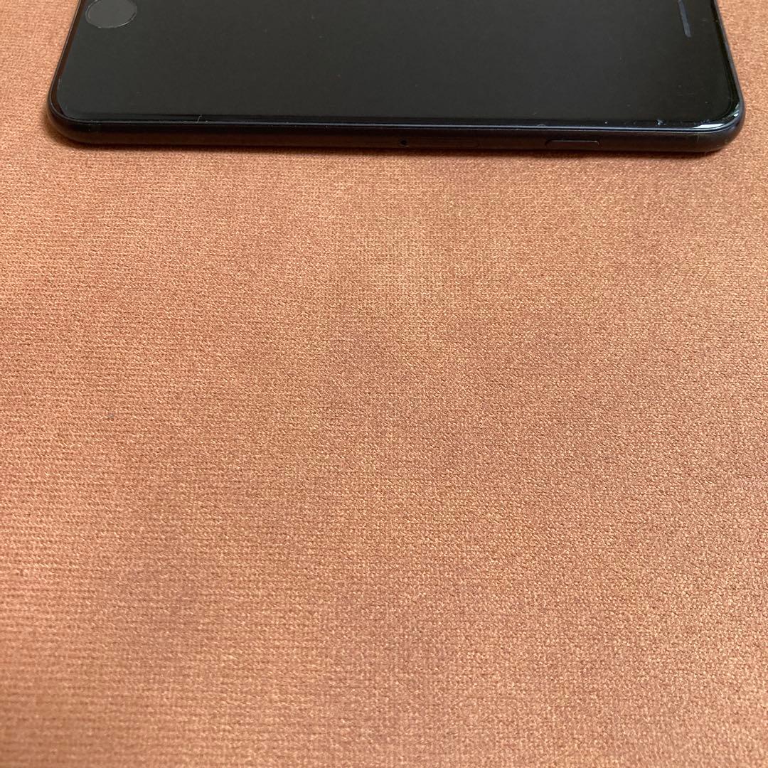 575【早い者勝ち】iPhoneSE2 第2世代 64GB SIMフリー☆