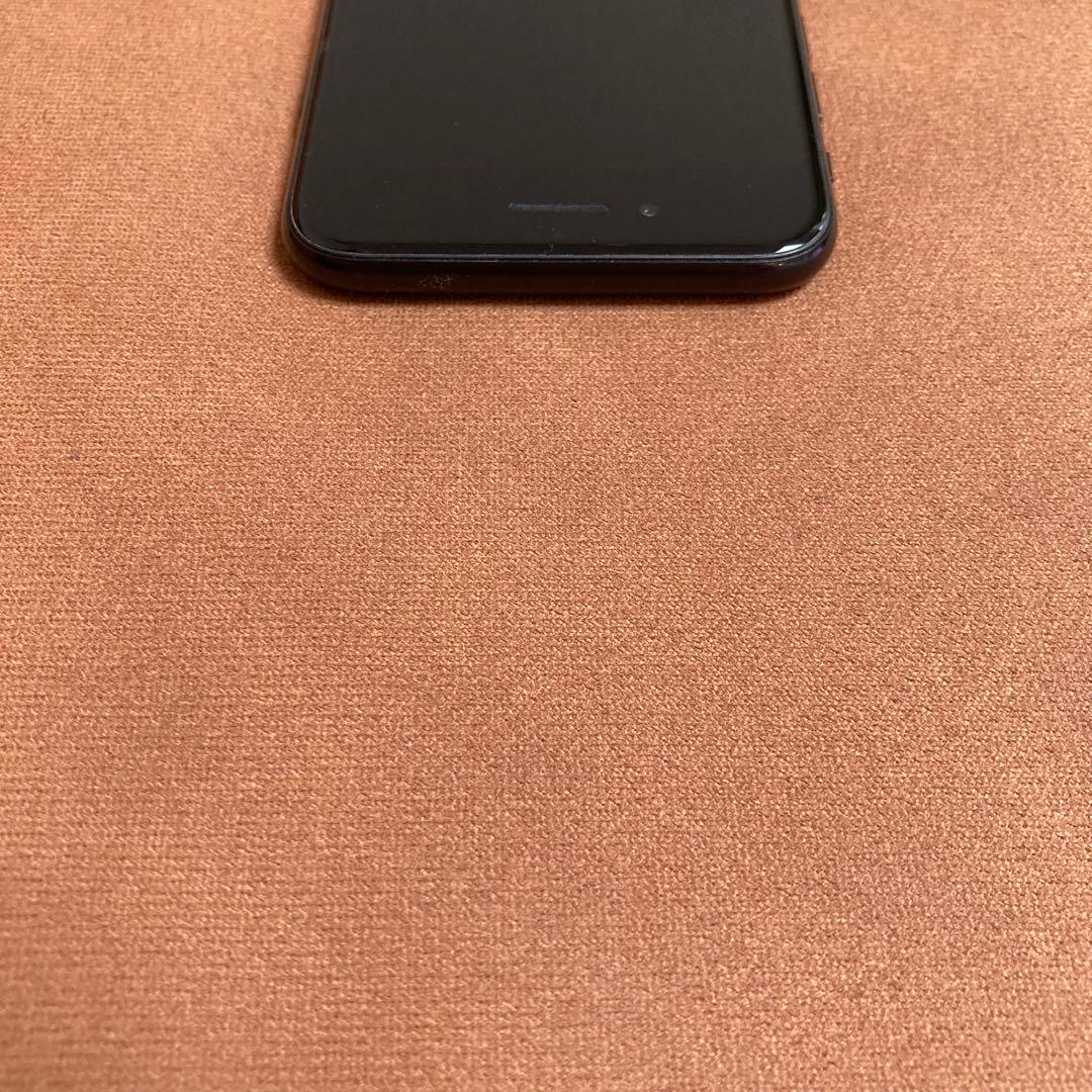 575【早い者勝ち】iPhoneSE2 第2世代 64GB SIMフリー☆