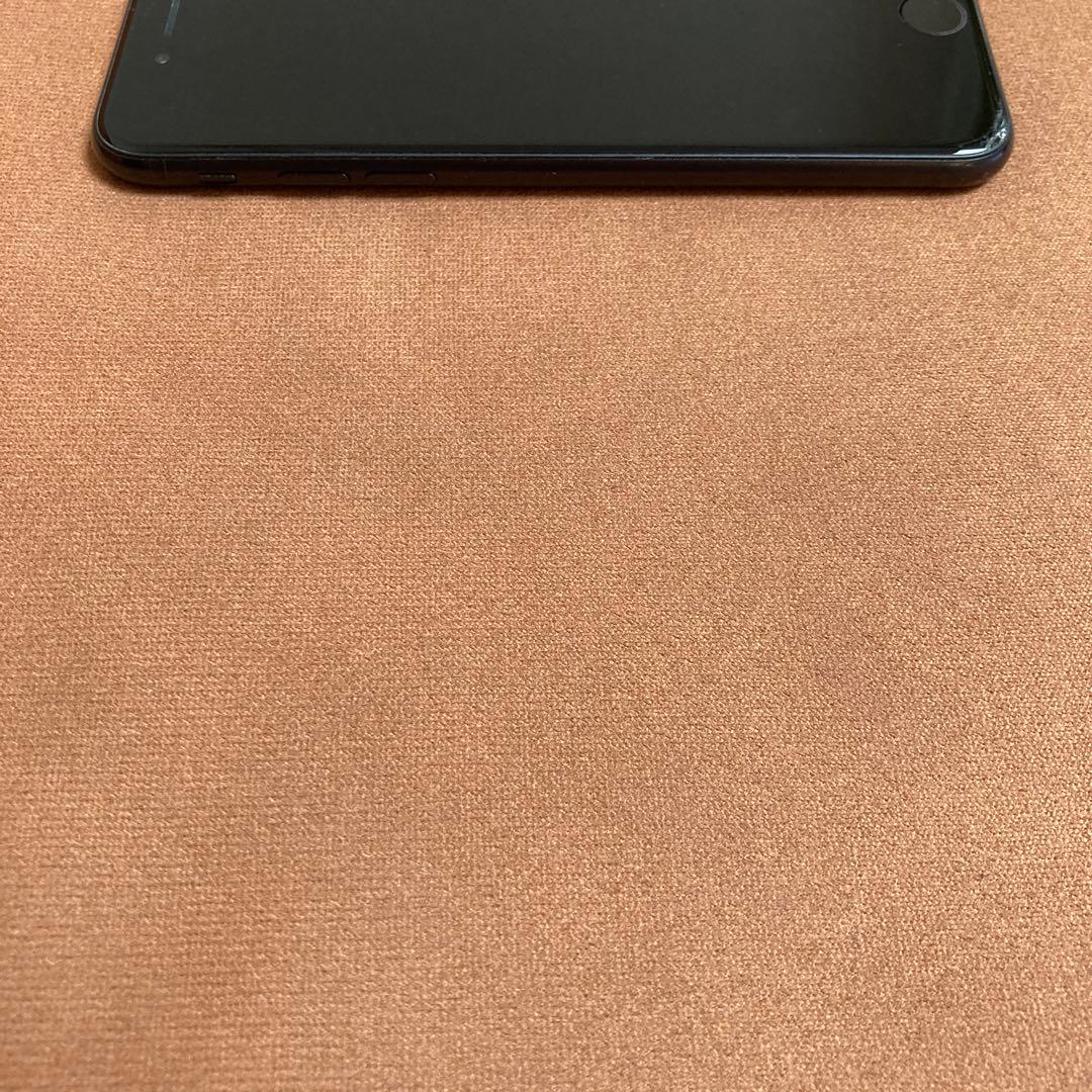 575【早い者勝ち】iPhoneSE2 第2世代 64GB SIMフリー☆