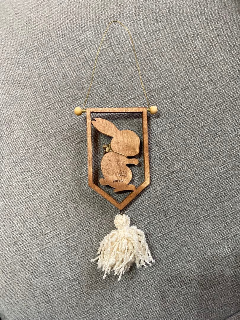 arica aki 幸運のうさぎフラッグオーナメント（木彫切り絵）