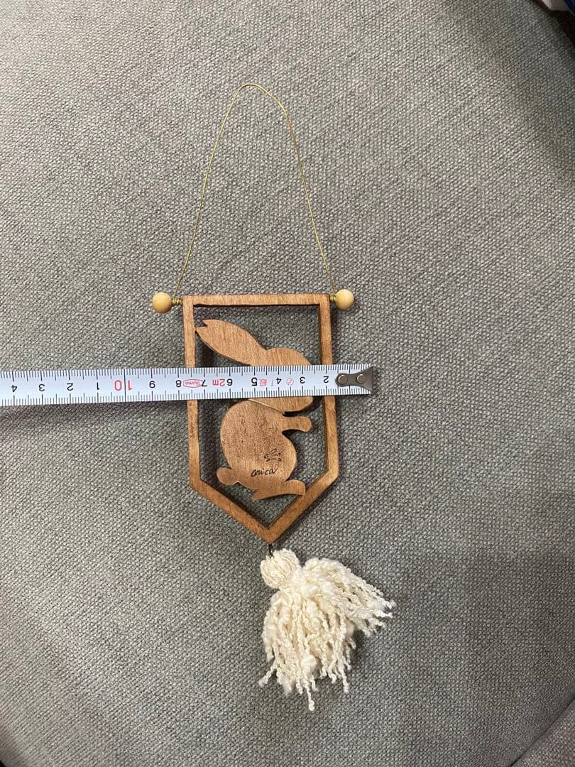 arica aki 幸運のうさぎフラッグオーナメント（木彫切り絵）