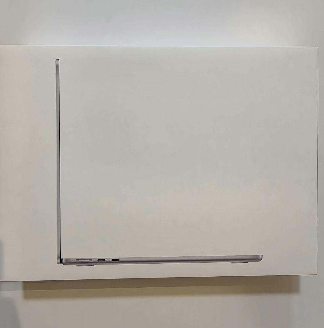 MacBook Air 13inch M4 16GB SSD256GB シルバー