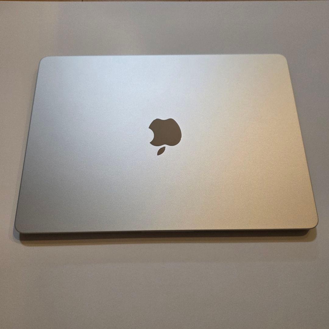 MacBook Air 13inch M4 16GB SSD256GB シルバー