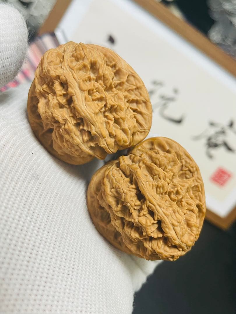 ❤️新入荷❤️No.689遊ぶクルミ　文玩核桃 精配華北将军膀