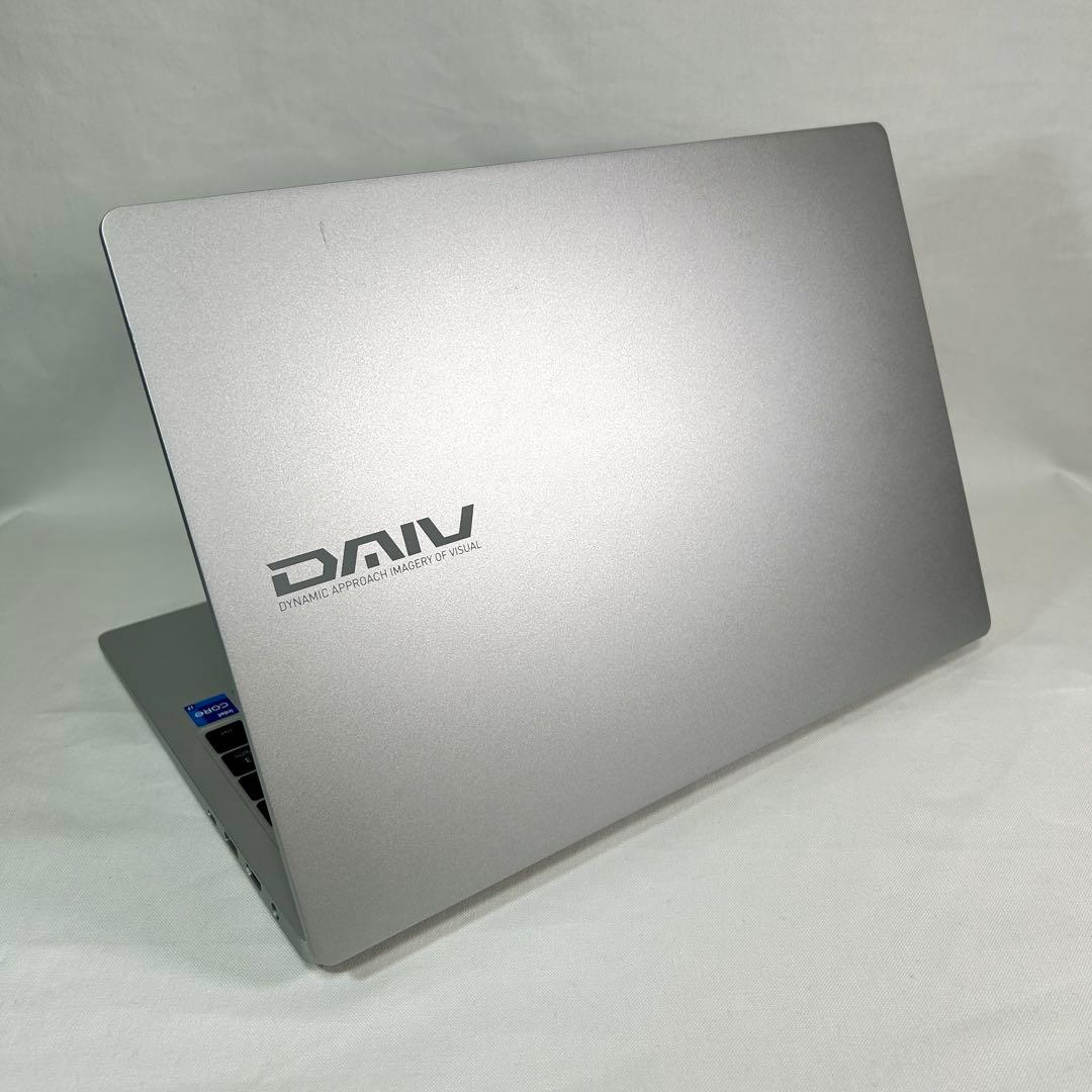 美品 DAIV Z6-I7G60SR-A i7 32GB 1TB RTX4060