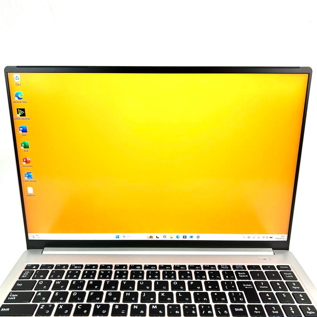 美品 DAIV Z6-I7G60SR-A i7 32GB 1TB RTX4060