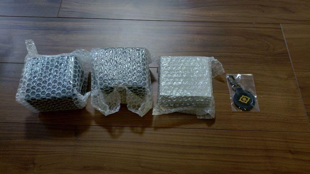 日本統一グッズ4点セット(湯呑み2個＋灰皿＋キーホルダー)