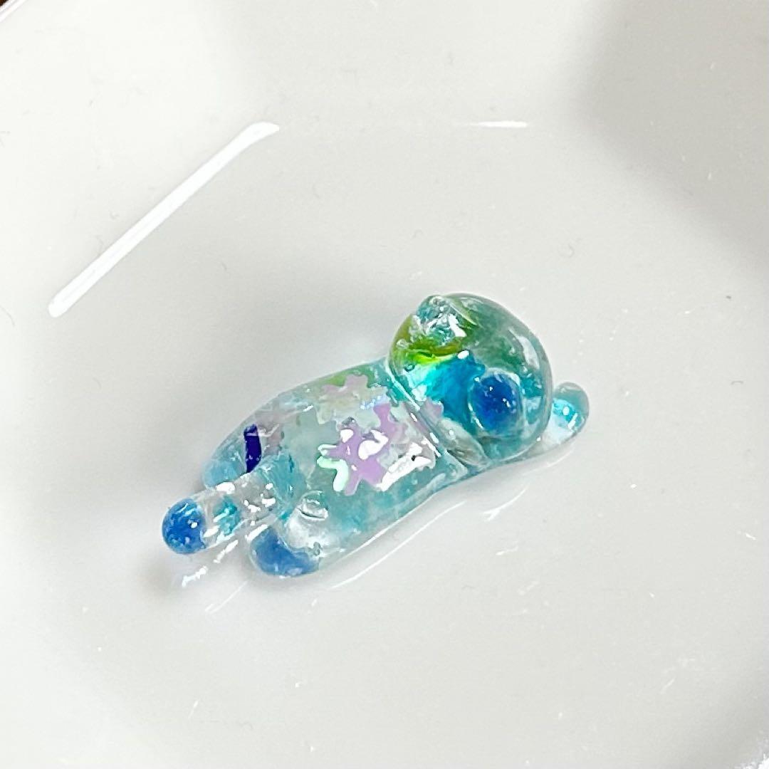 No.2932 スライディングねこのチャーム