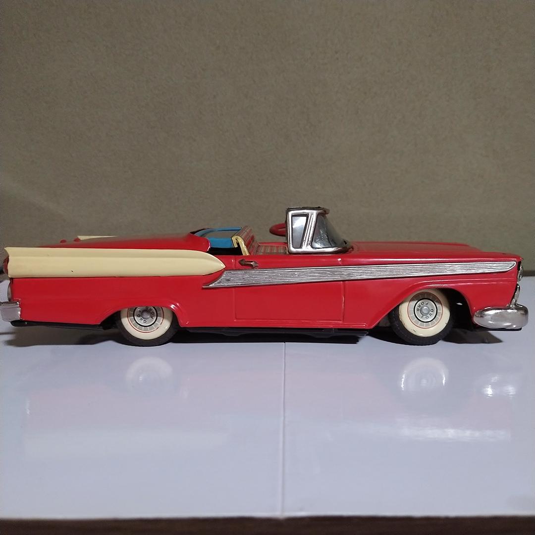 a*g様 ヨネザワ Ford Fairlane 500 Skyliner 電動