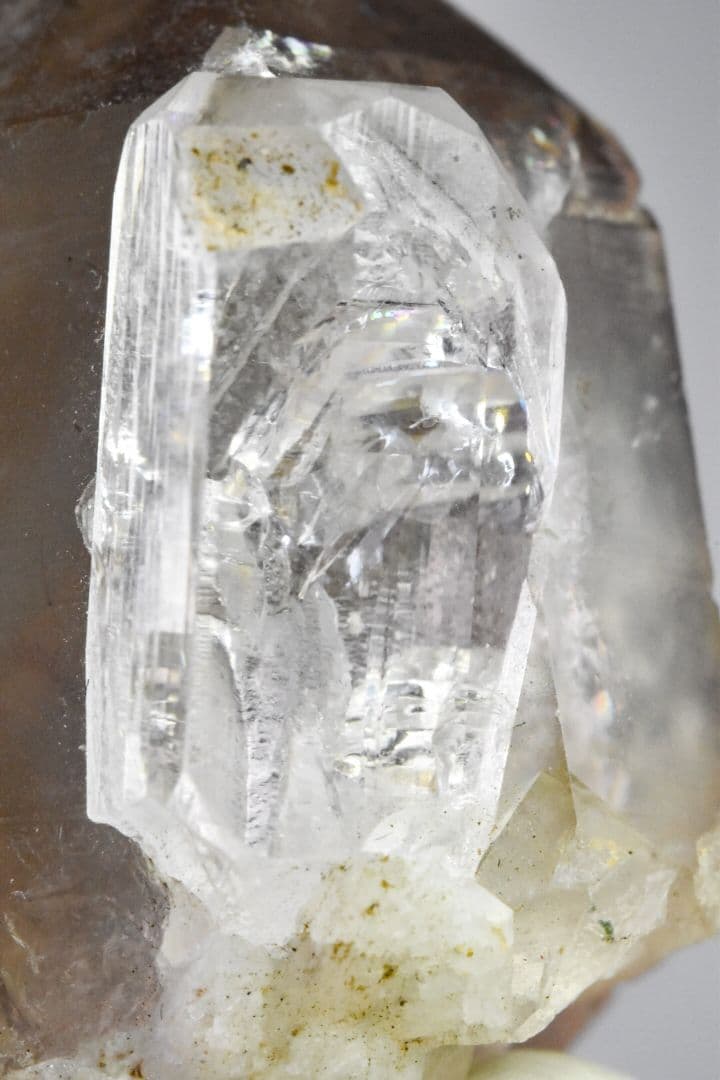 入手困難！ ミャンマーモゴック産スモーキークォーツとホワイトトパーズ