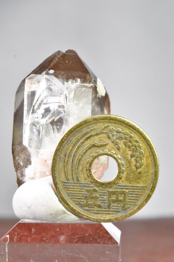 入手困難！ ミャンマーモゴック産スモーキークォーツとホワイトトパーズ