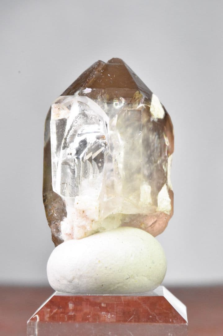 入手困難！ ミャンマーモゴック産スモーキークォーツとホワイトトパーズ