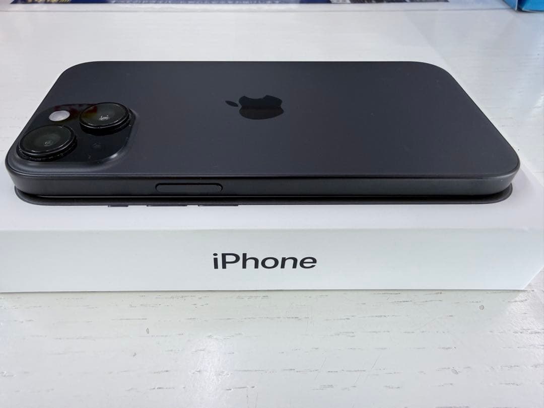 Apple iPhone15 256GB ブラック SIMフリー