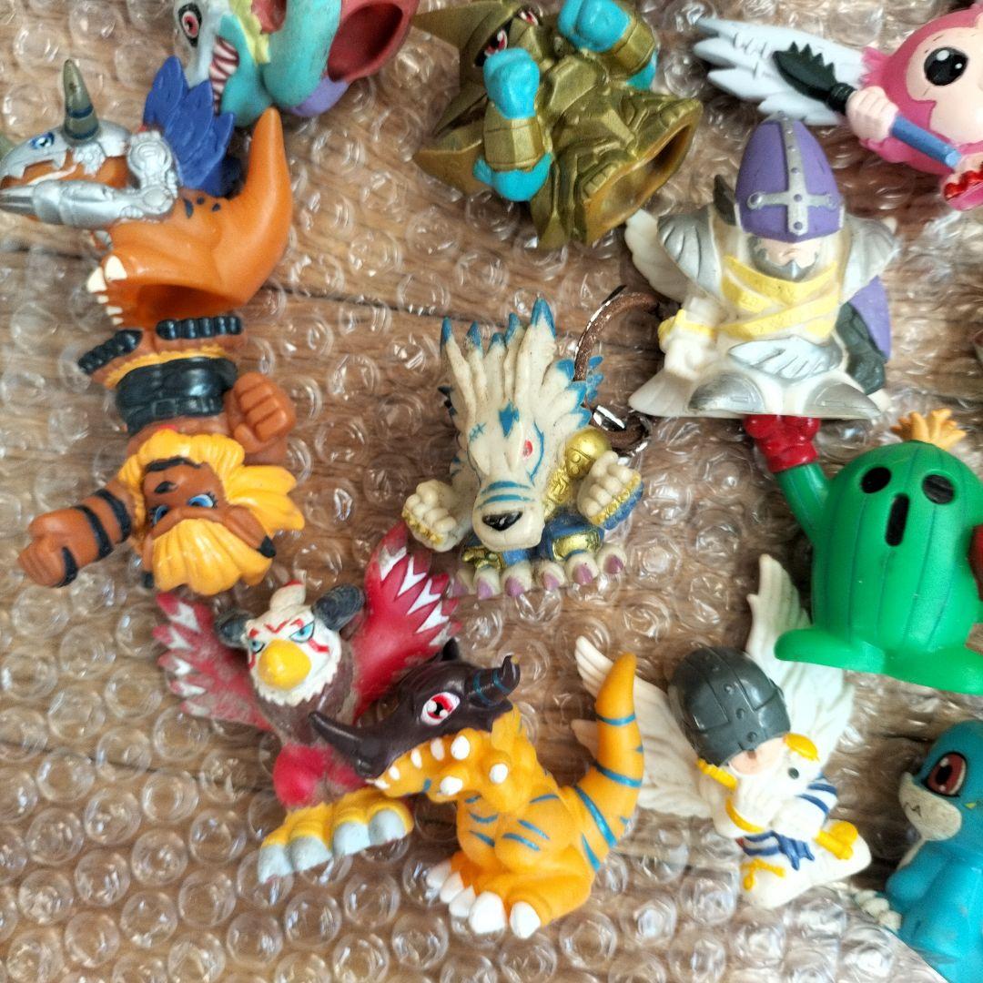 デジモン　フィギュア　ソフビ　指人形