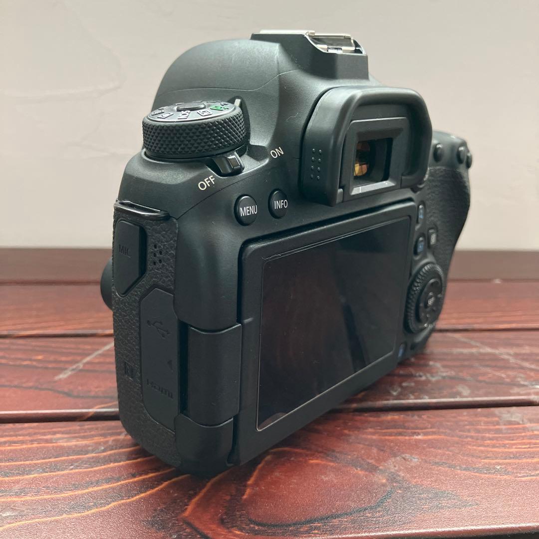 Canon キヤノン EOS 6D Mark ii フルサイズ
