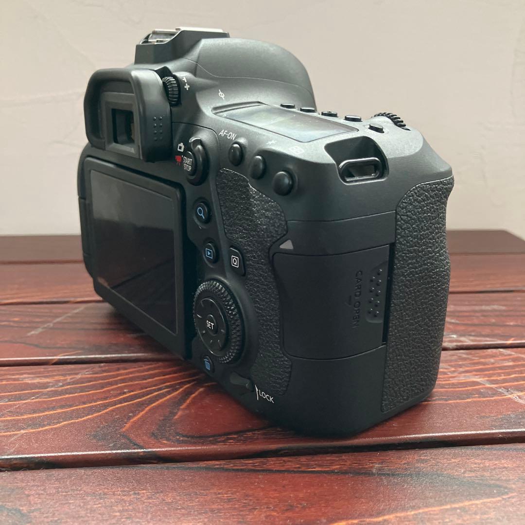 Canon キヤノン EOS 6D Mark ii フルサイズ