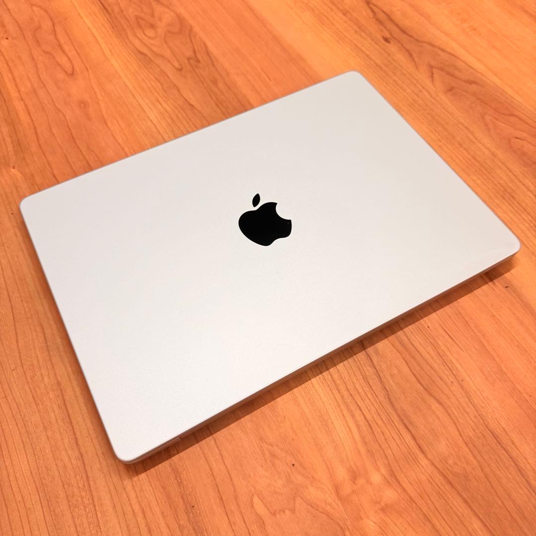 MacBook本体 7hn