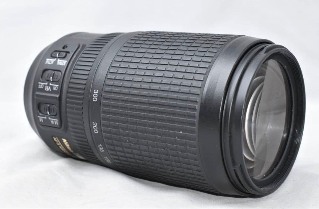 2月9日限定価格♪Nikon AF-S 70-300mm VR 超望遠レンズ