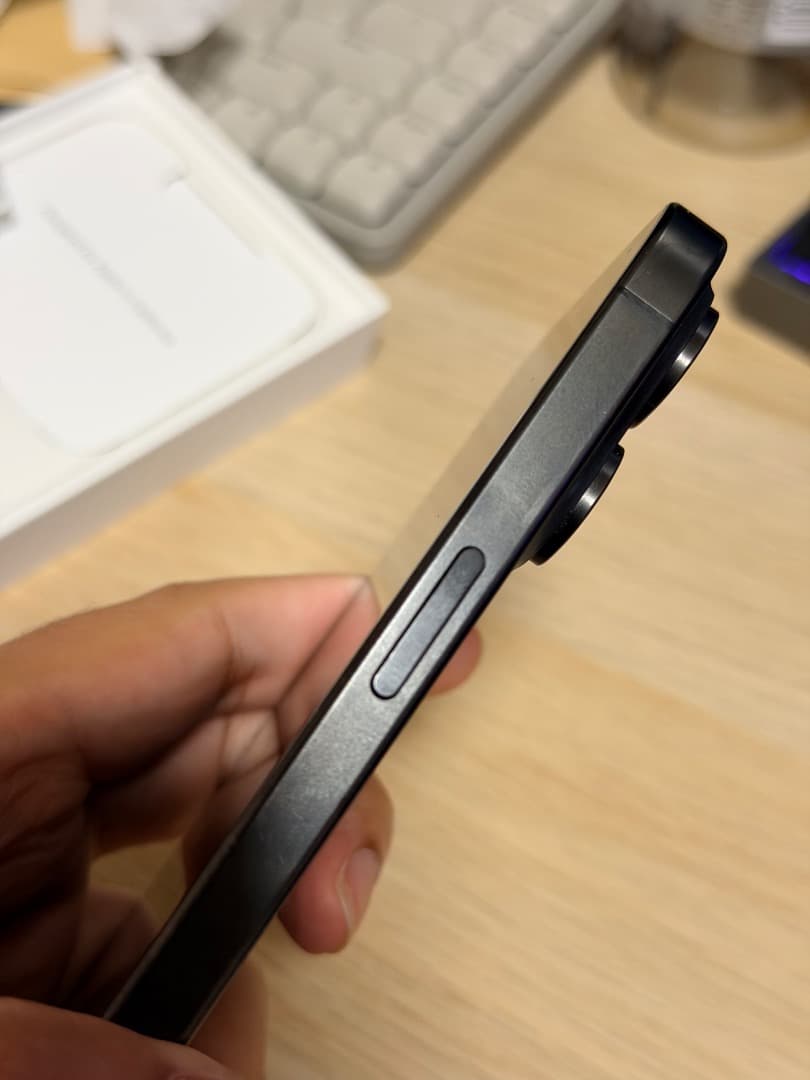 む*ん様 iPhone 15 Pro Max 256GB ブラックチタニウム S