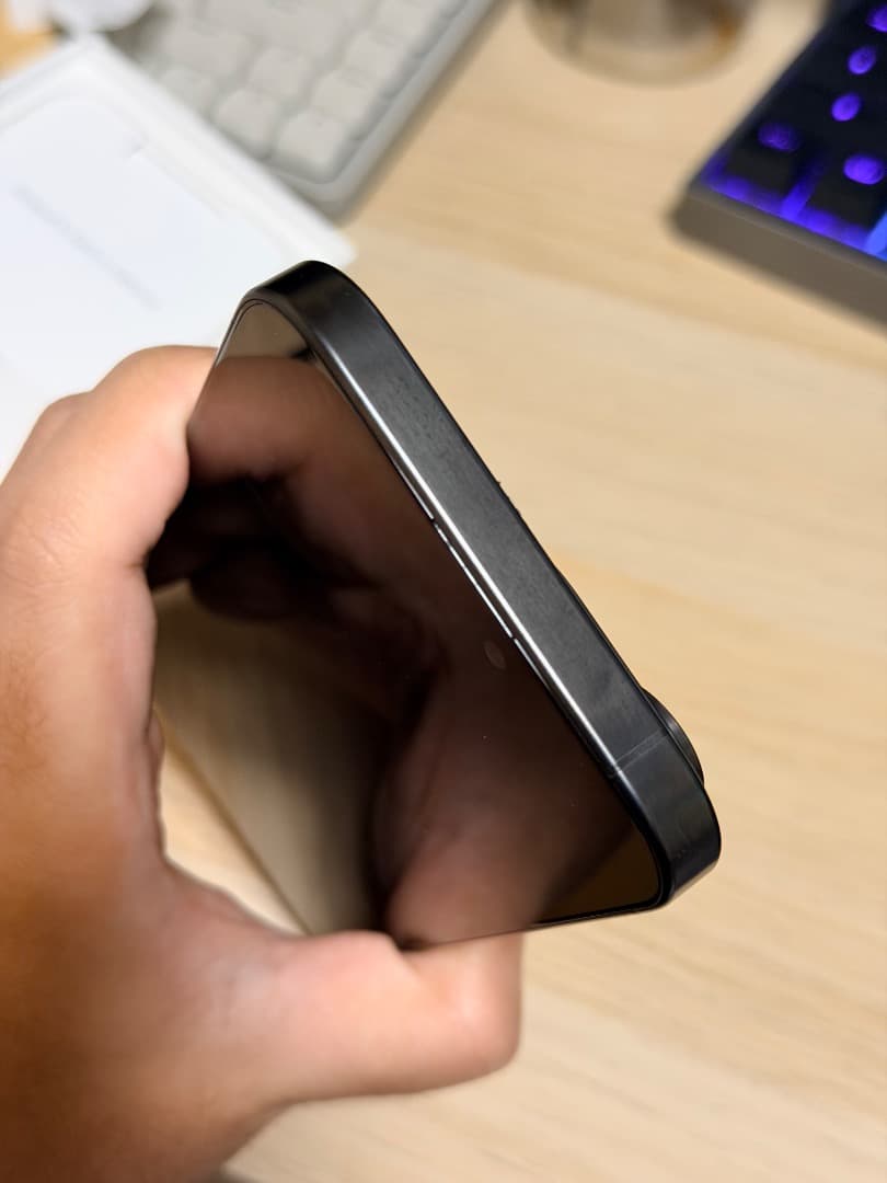 む*ん様 iPhone 15 Pro Max 256GB ブラックチタニウム S