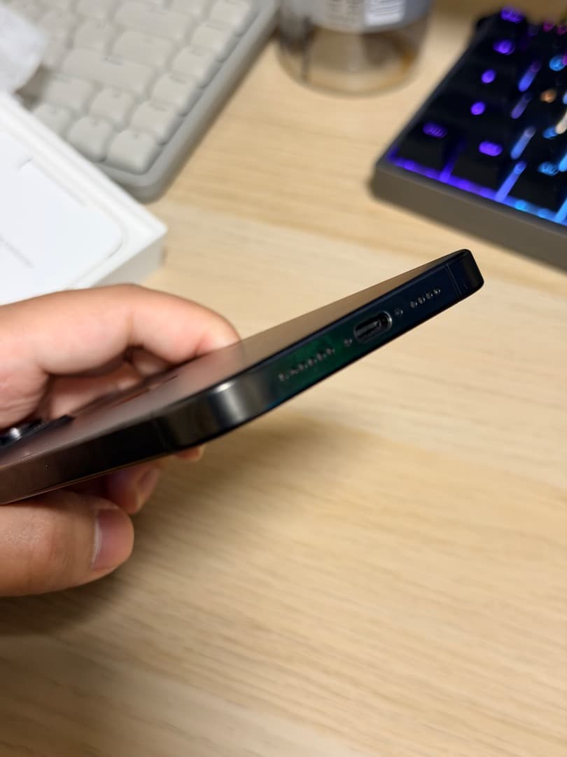 む*ん様 iPhone 15 Pro Max 256GB ブラックチタニウム S