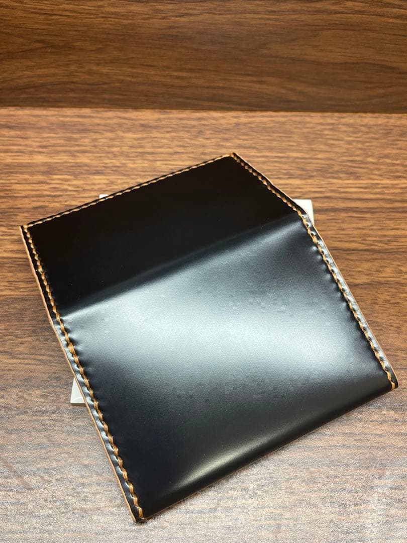 手縫い名刺入れ 新喜皮革製コードバン　K02