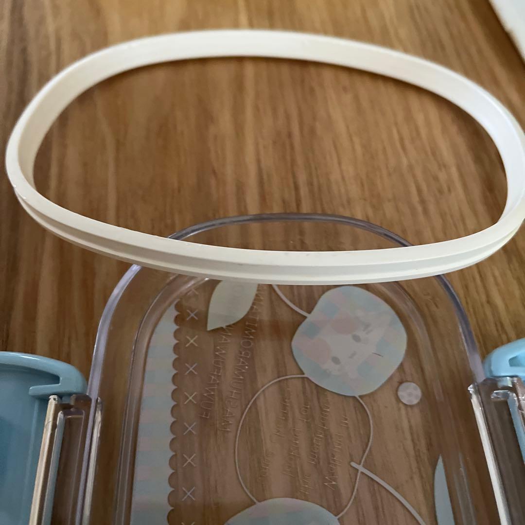 マシュマロみたいなふわふわにゃんこ　お弁当箱　レトロ