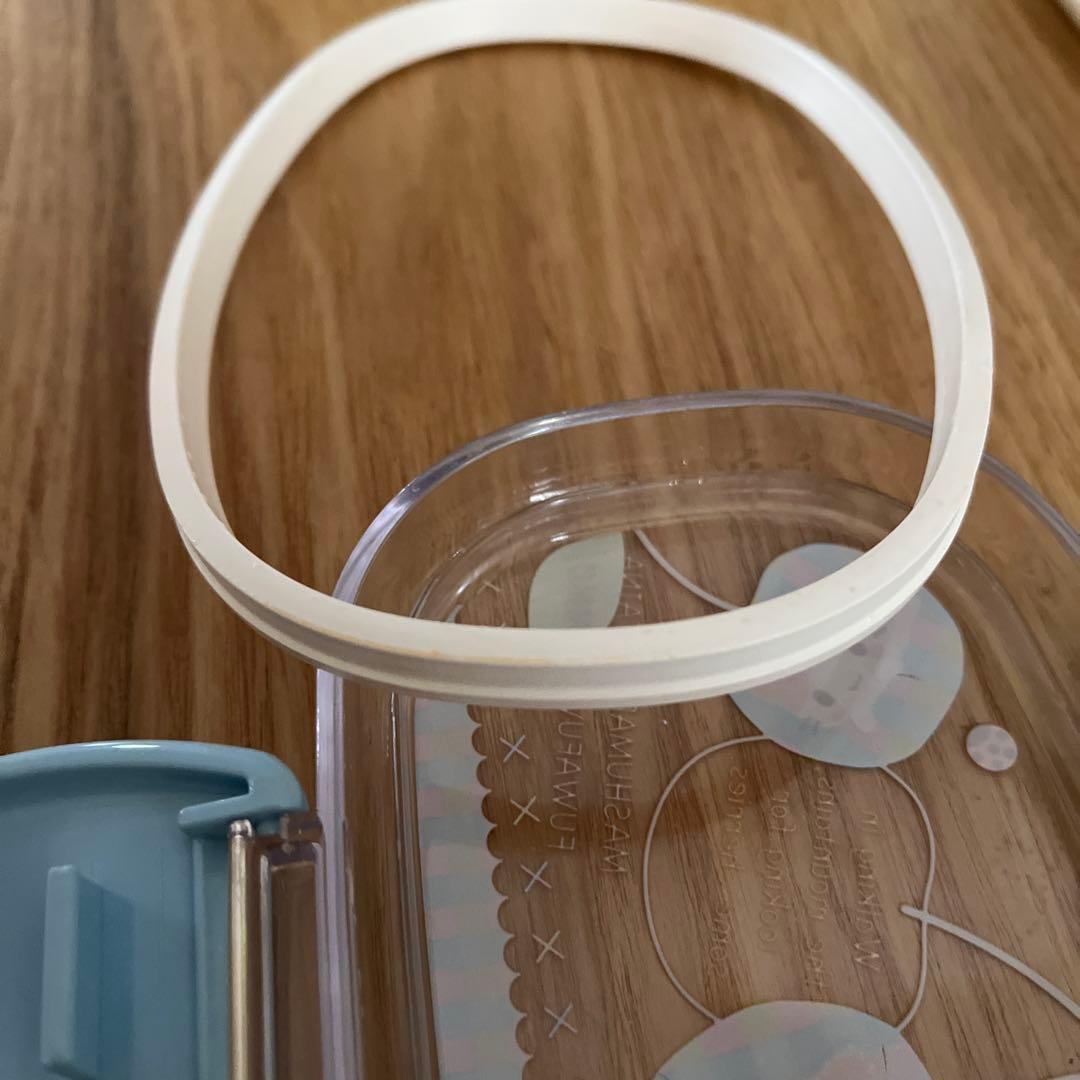 マシュマロみたいなふわふわにゃんこ　お弁当箱　レトロ