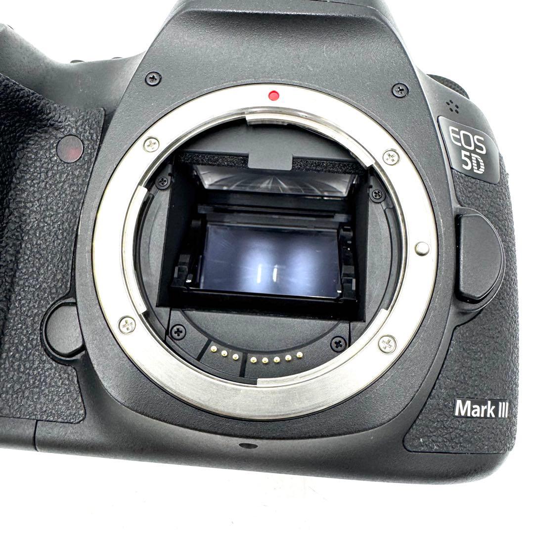 美品 CANON EOS 5D Mark III ボディ デジタル一眼レフカメラ