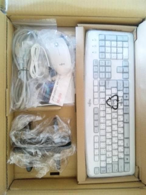 新品★富士通 コンパクトサーバー PRIMERGY MX130 S2 OSなし