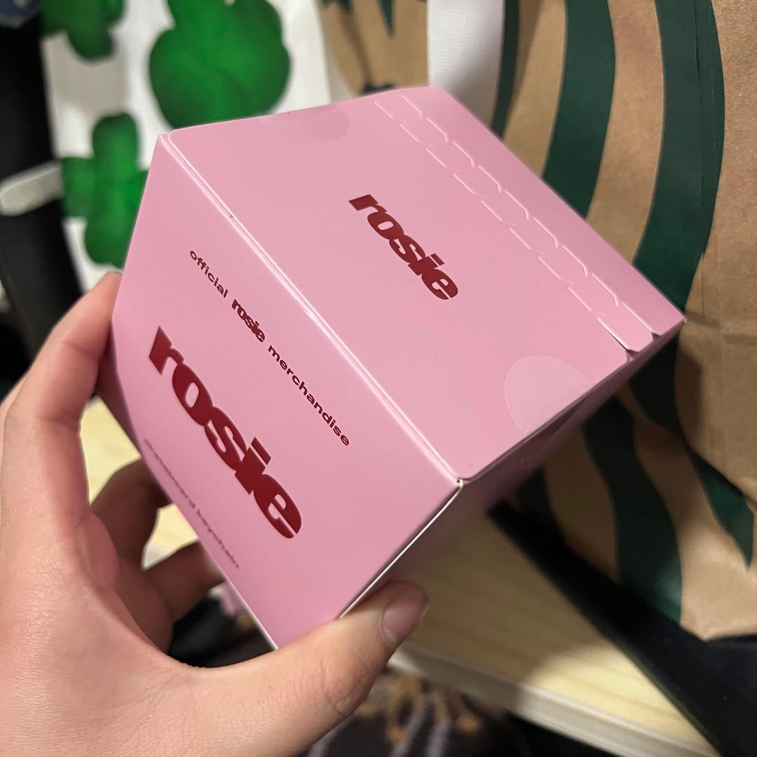 アイドル Rosie x Osaka Skatebroad Keyring RED