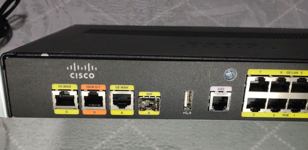 Cisco C891FJ ルータ PoE