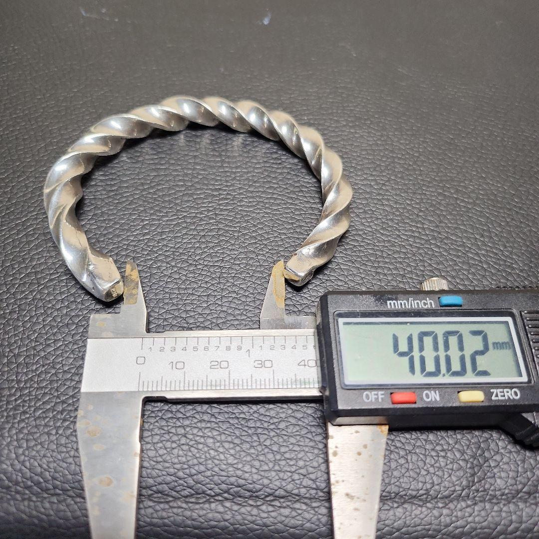 シルバー925 ツイストデザイン バングル