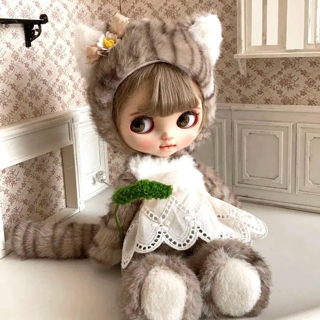 ブライスアウトフィット　着ぐるみトラネコちゃん　（キジトラ）