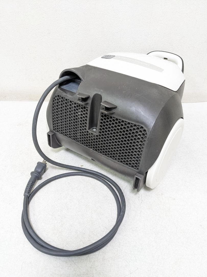 Panasonic MC-PKL16A-W 紙パック式掃除機 2015年製