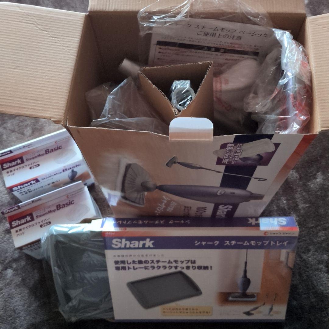 Shark Steam Mop Basic 本体と付属品