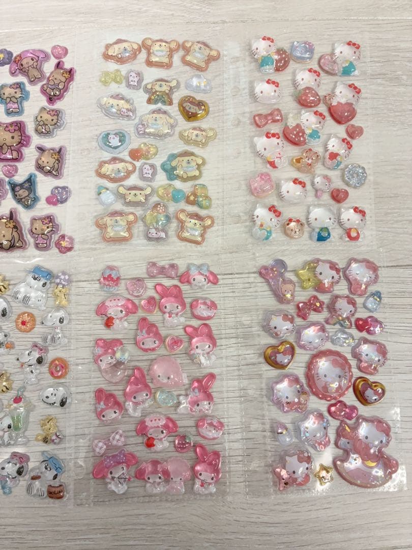 サンリオ シール帳完成品 8ページ