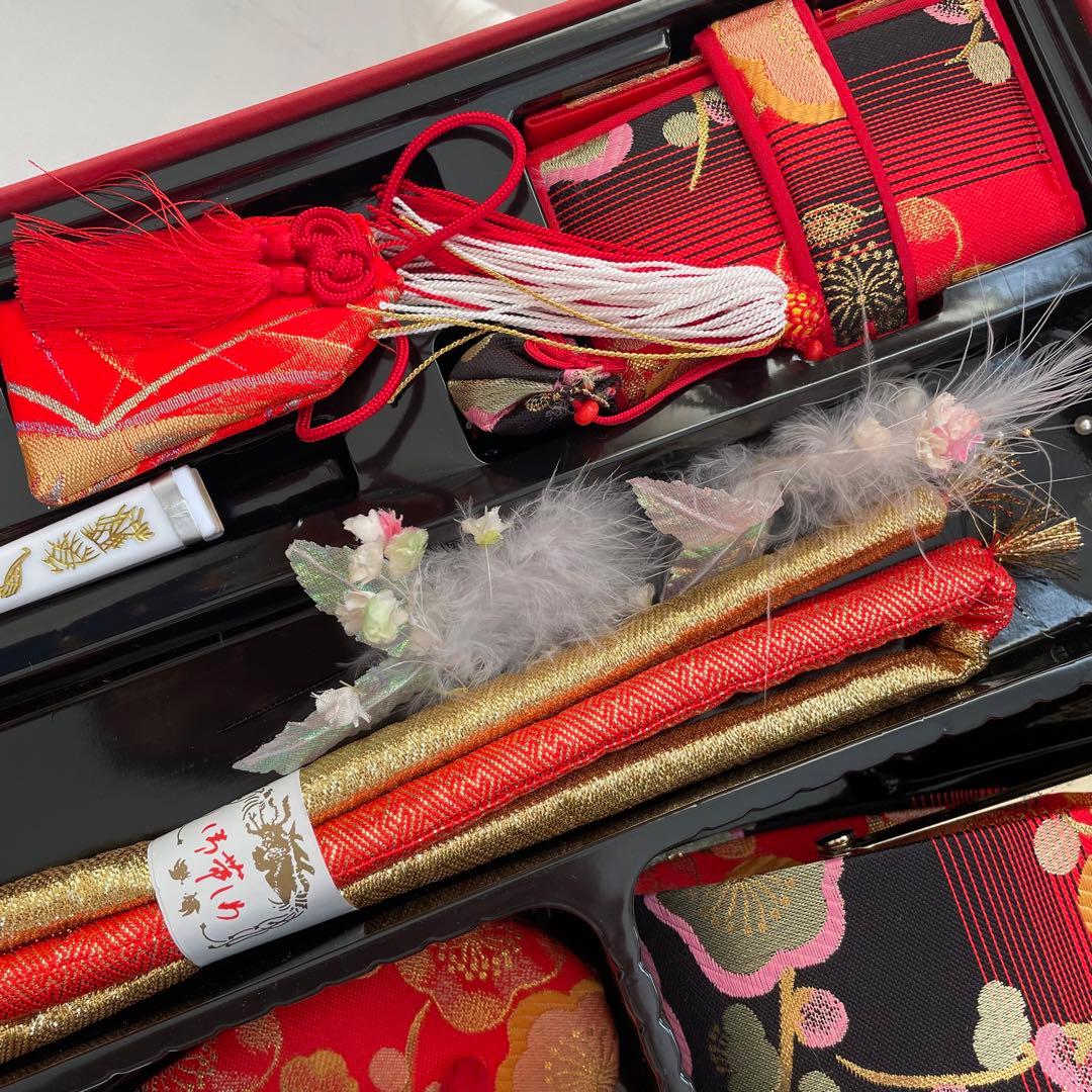 七五三セット　祝帯ペアセット　中サイズ　赤金黒　箱入り 美やび