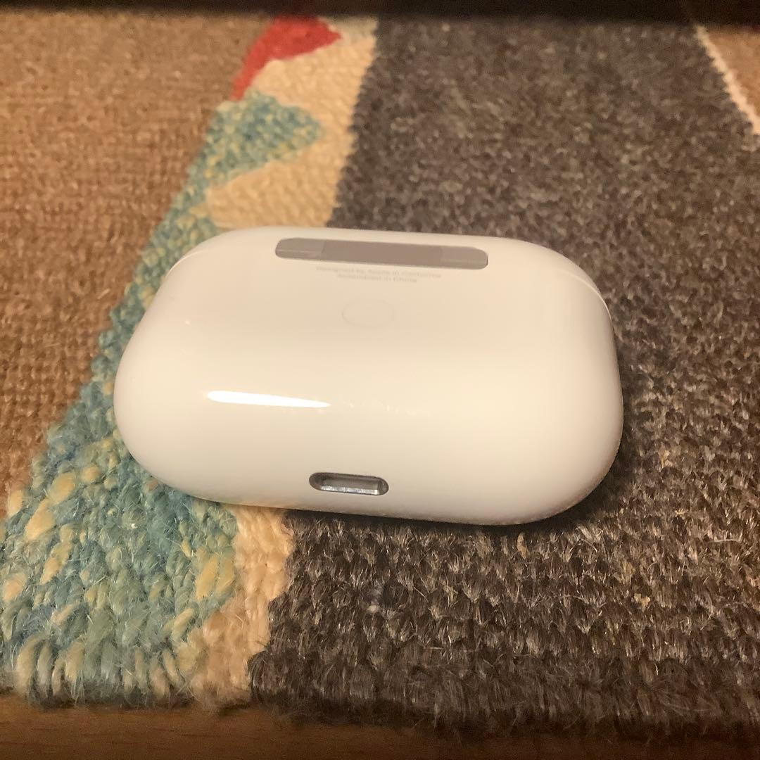 AirPodsPro 本体 充電ケース付き　左耳のみ