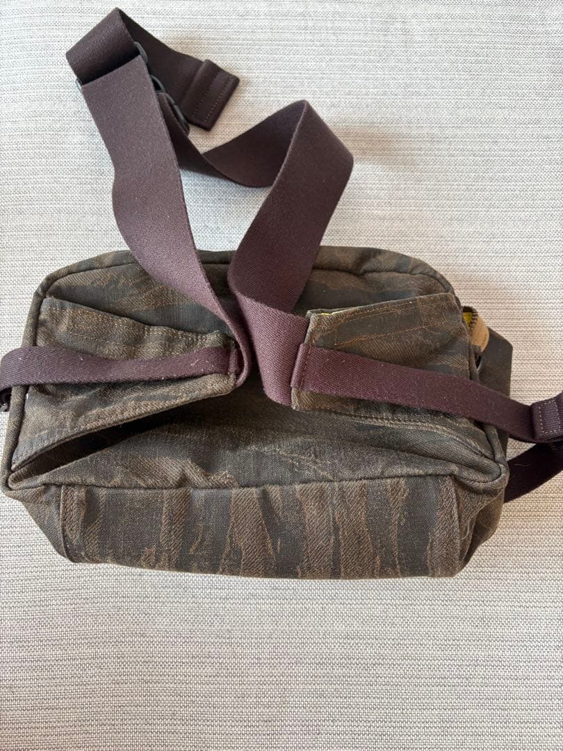 porter バック　タイガーアイ　カモxイエロー