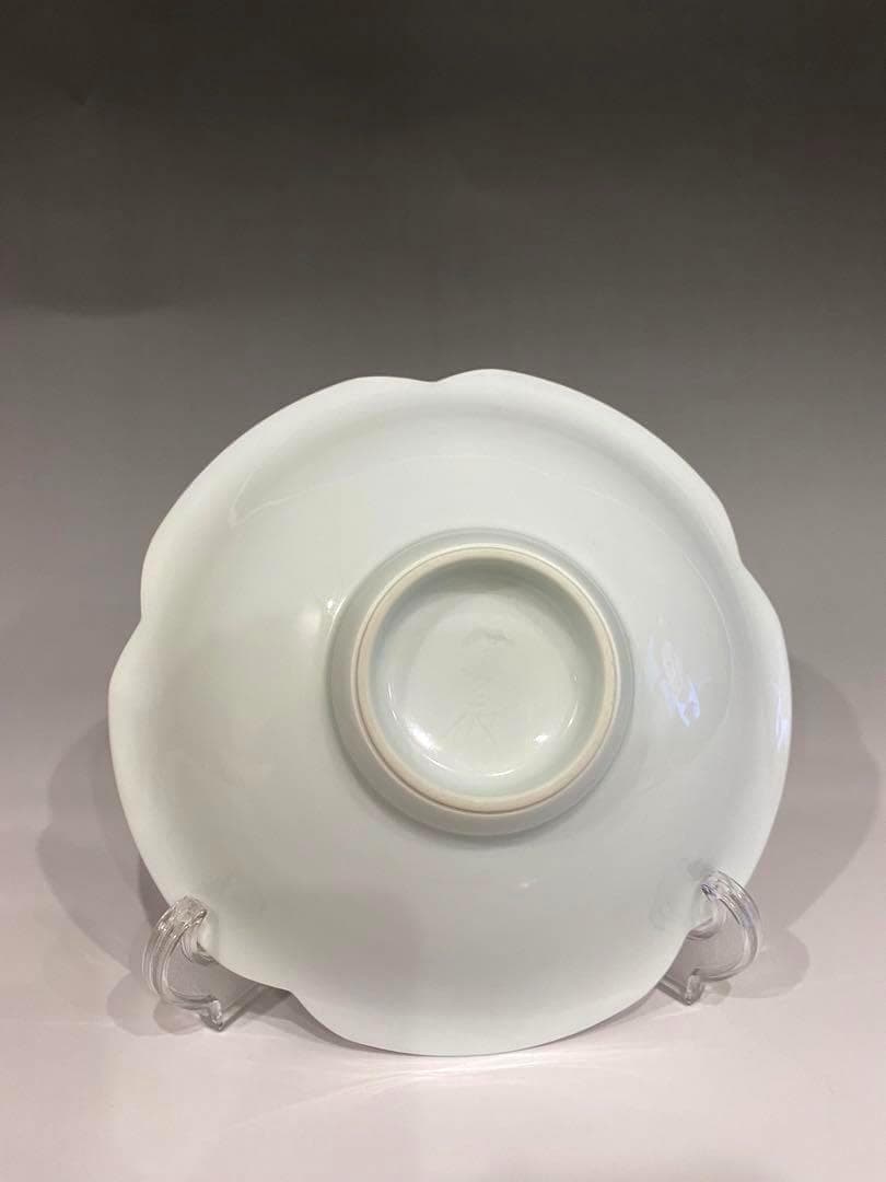 ◆未使用美品◆人間国宝　井上萬二作　白磁彫文　菓子鉢 有田焼