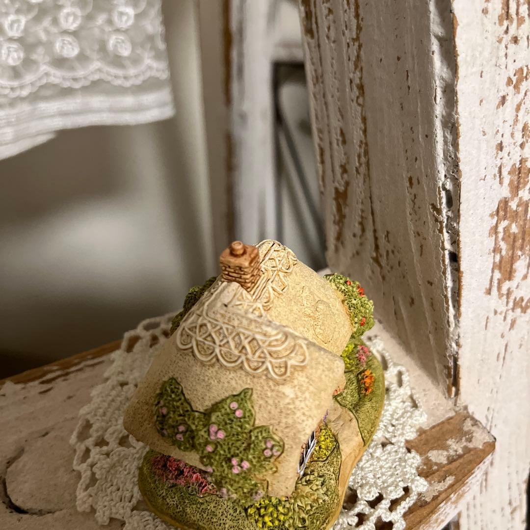 リリパットレーン　AN APPLE A DAY