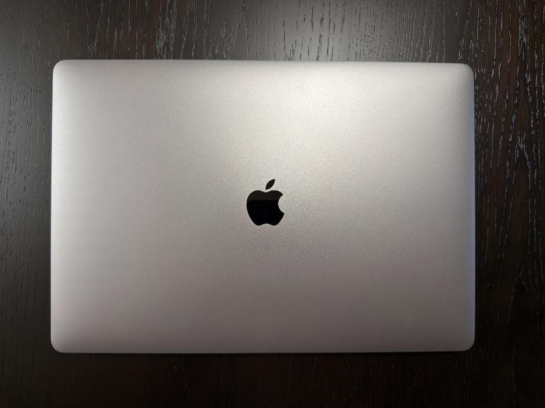 MacBook Pro 15 2016 i7 16GB 512GB USキー