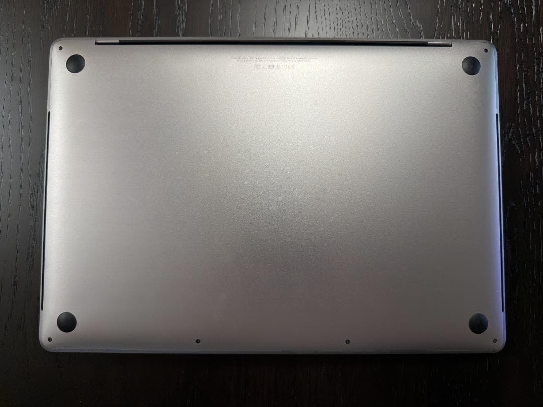 MacBook Pro 15 2016 i7 16GB 512GB USキー