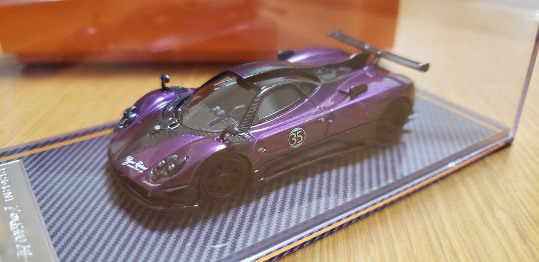 U2 1/64　パガーニ ゾンダ 760 LH