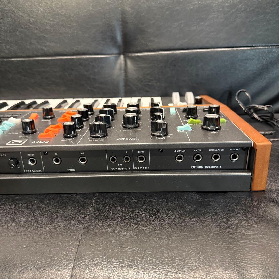 美品 Behringer Poly D シンセサイザー