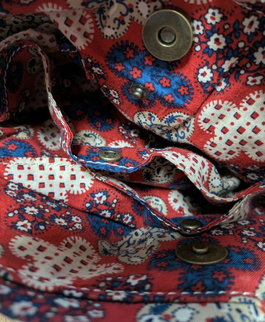 新品・未使用 CIAO!CIAO!CHAKO(チャオチャオチャコ) 牛革 バッグ