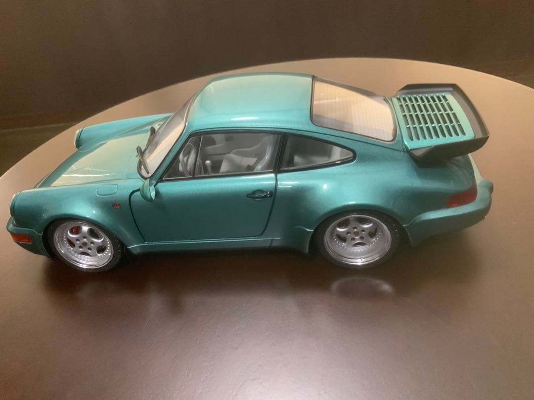 Solido ソリドPorsche 911 Turbo ミニカー 1/18