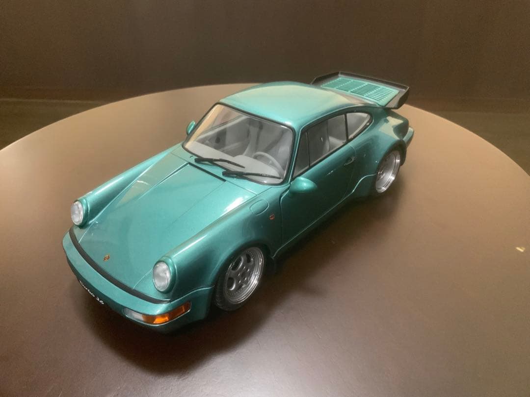 Solido ソリドPorsche 911 Turbo ミニカー 1/18